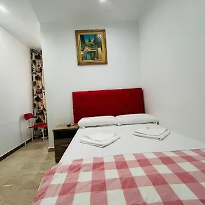  Hostal Granvia 628